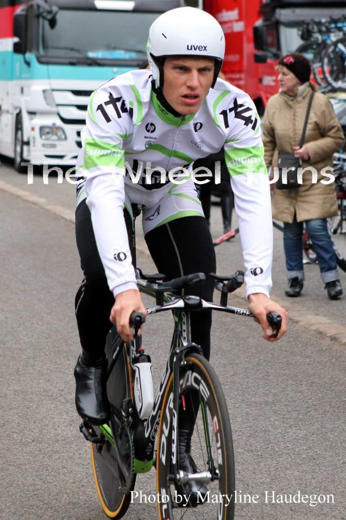 Prologue Paris-Nice by Maryline Haudegon